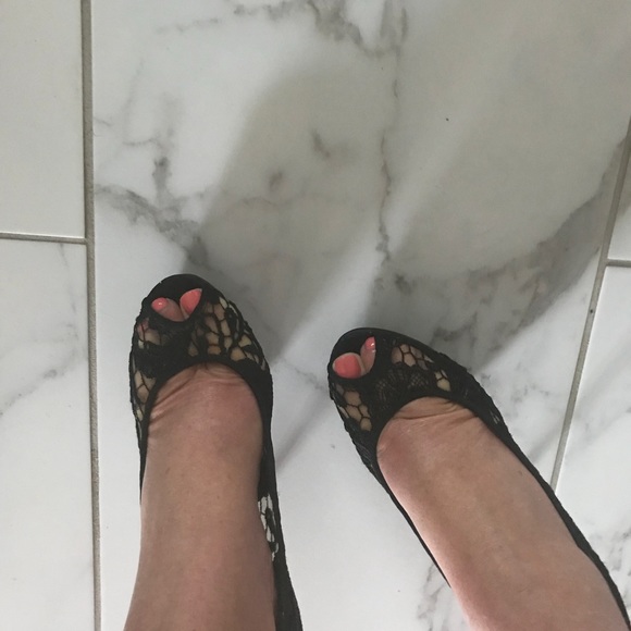 Black Lace Illusion Platform - Picture 6 of 8